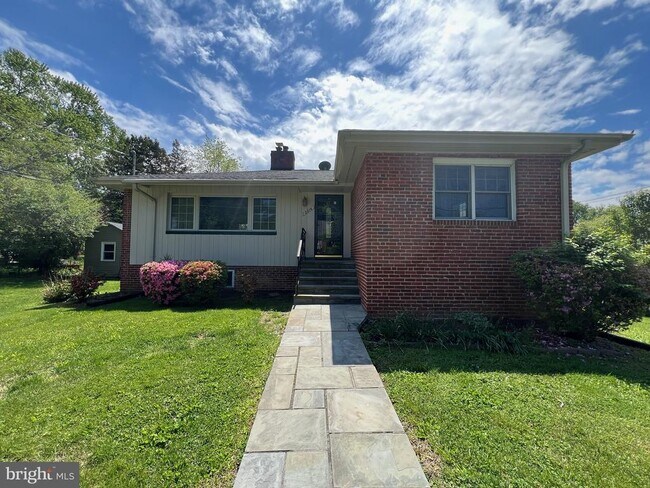 Building Photo - 2314 Eccleston St