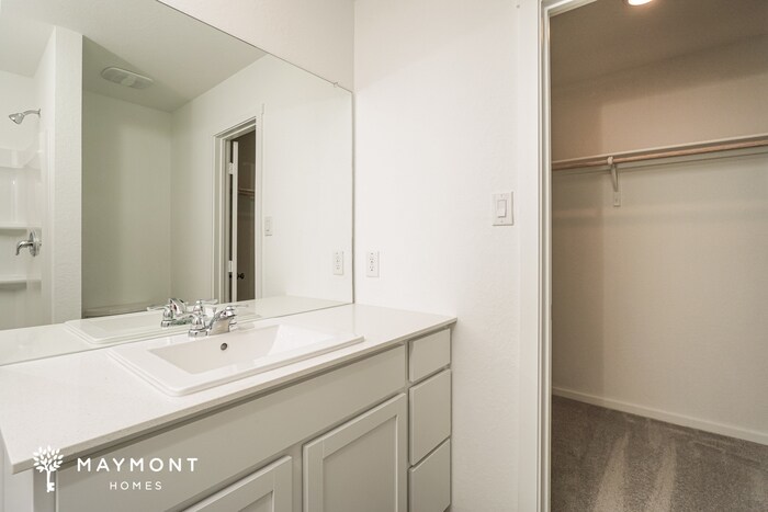 Building Photo - 542 Layne Overlook