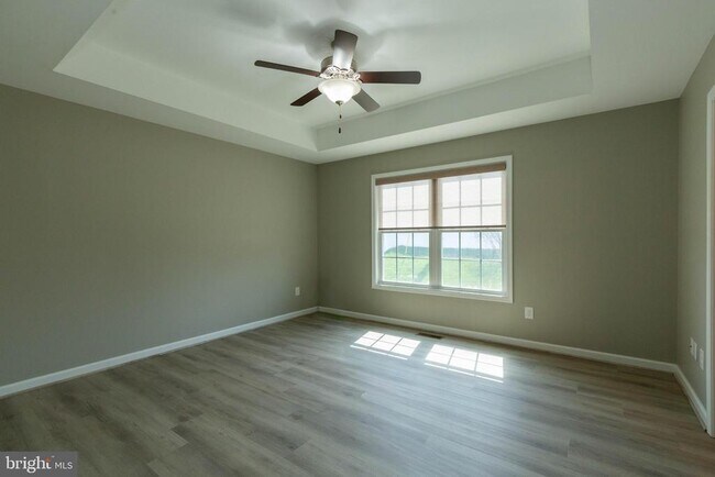 Building Photo - 438 Ives St