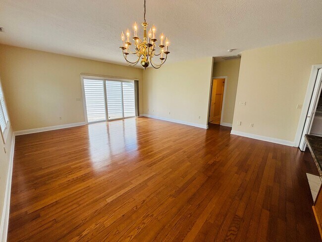 Building Photo - 1733 Lions Dr NW