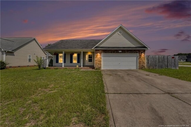Building Photo - 2117 Feathercombe Court