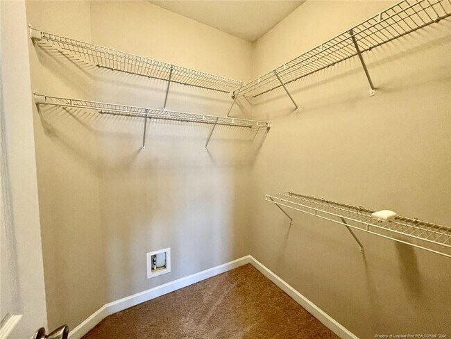 Building Photo - 1219 Braybrooke Pl