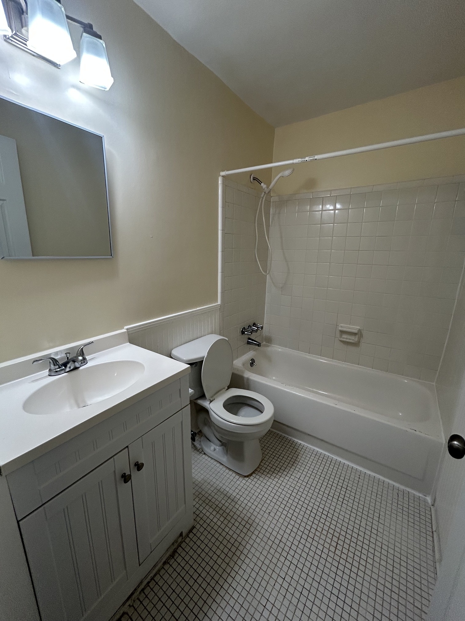 04_Bathroom 1 - 1208 Bush River Rd