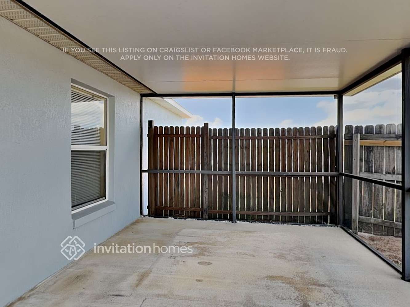 Building Photo - 9600 Saragossa St