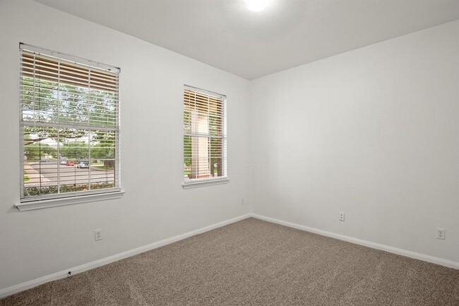 Building Photo - 1300 Estival Dr
