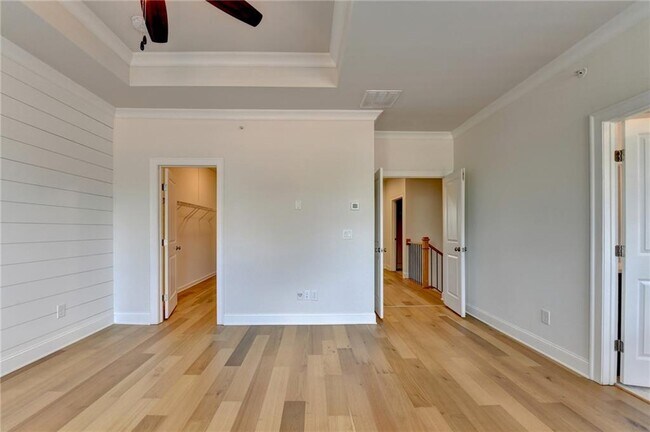 Building Photo - 341 Bailey Walk