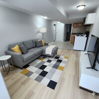 Building Photo - 253 Ridgeway St