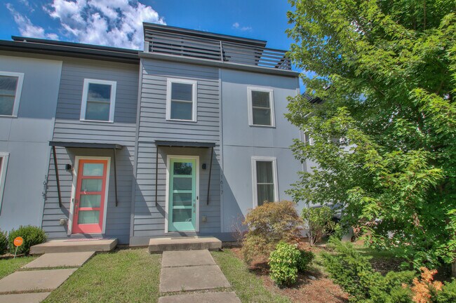 Building Photo - 1617 Straightway Ave