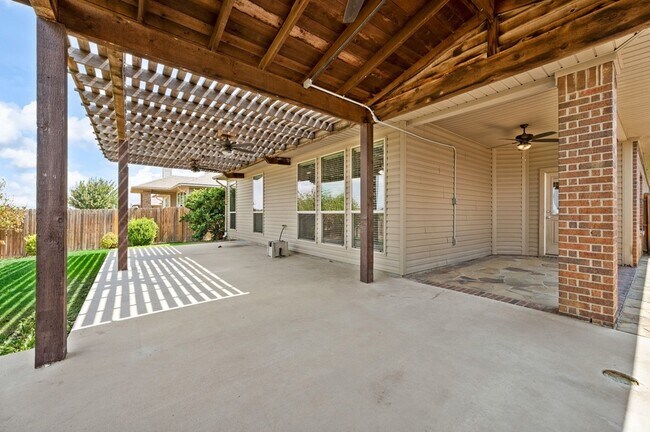 Building Photo - 1224 Diablo Pass