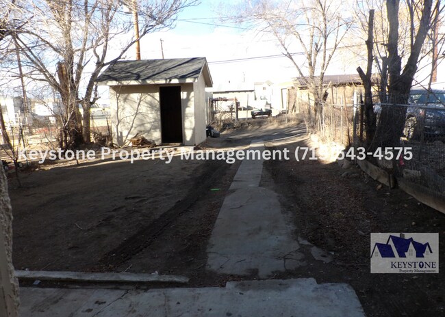 Building Photo - $550 Off Move In Special! Fresh Paint/New ...