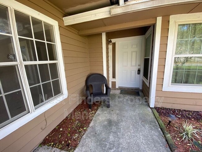 Building Photo - 11866 Ashbrook Cir N