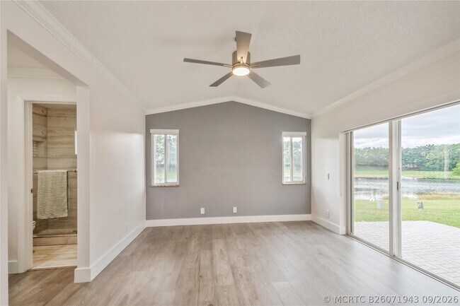 Building Photo - 4367 Dogwood Cir