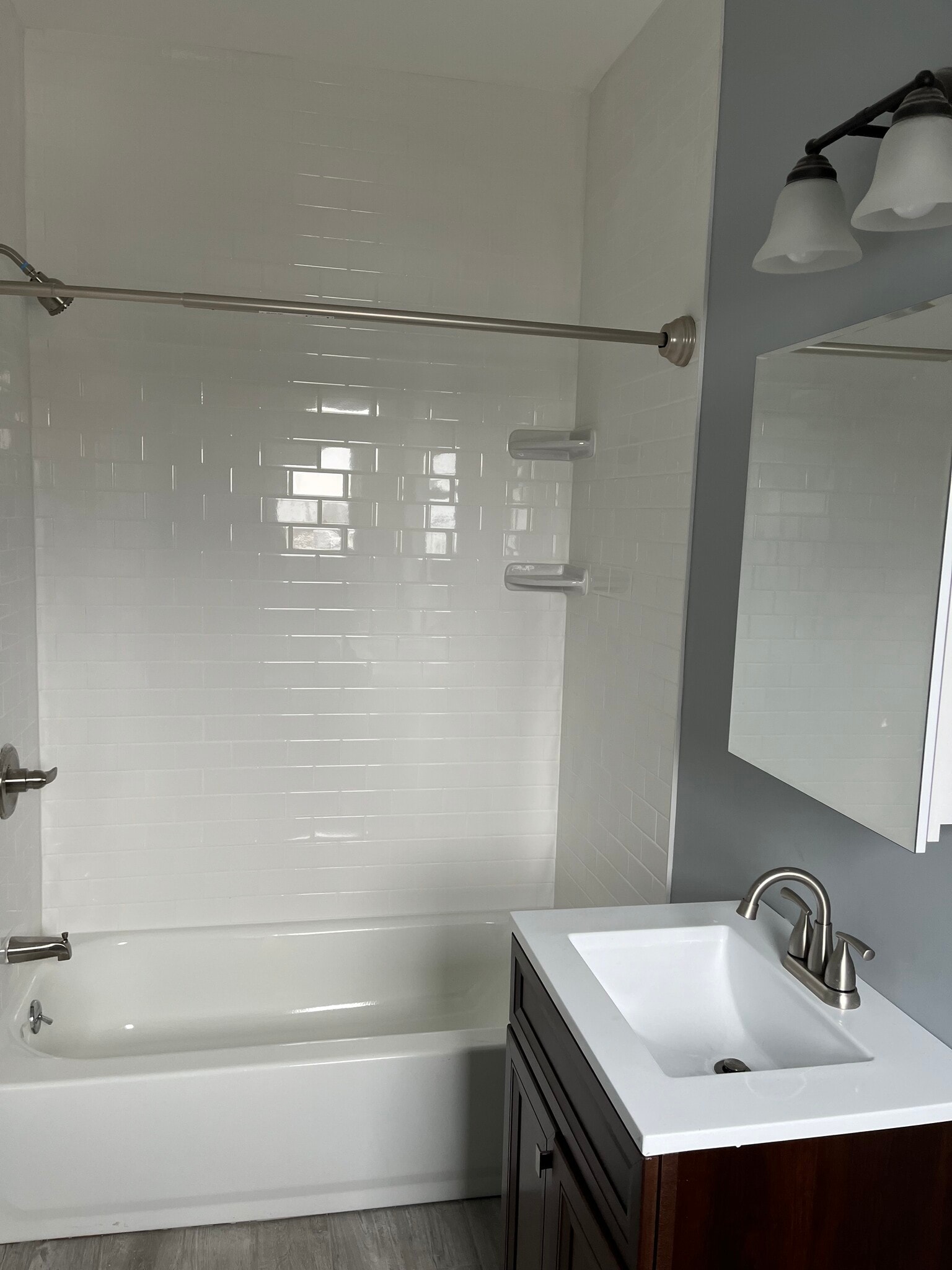 Bathroom with Tub - 41 Henry St