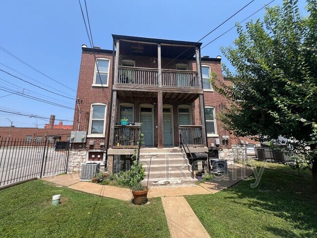 Primary Photo - 4658 Tyrolean Ave