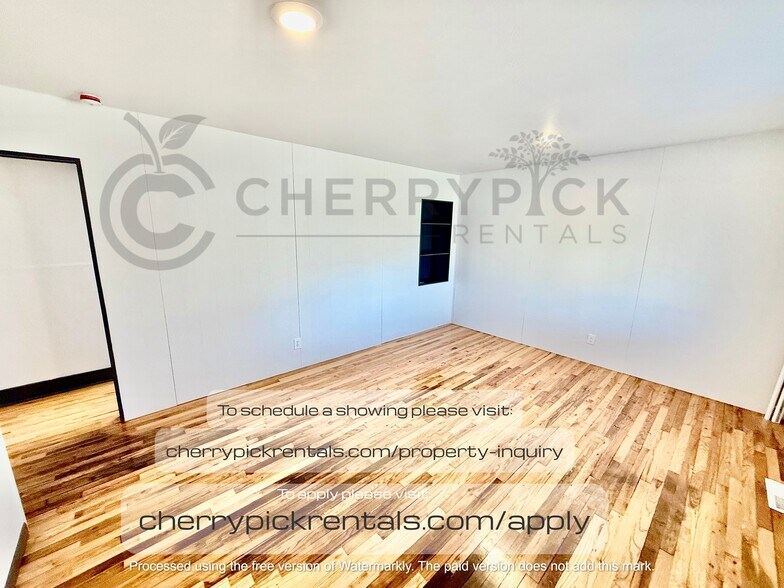 Building Photo - 7201 S 22nd St