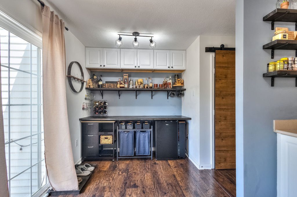 Building Photo - 7236 Colonial Affair Dr