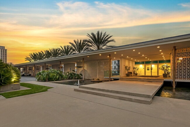 Building Photo - The Stuart at Sierra Madre Villa