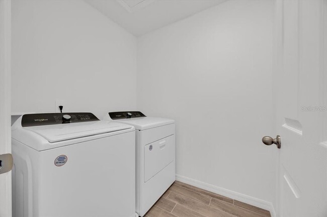 Building Photo - 16475 Happy Eagle Dr