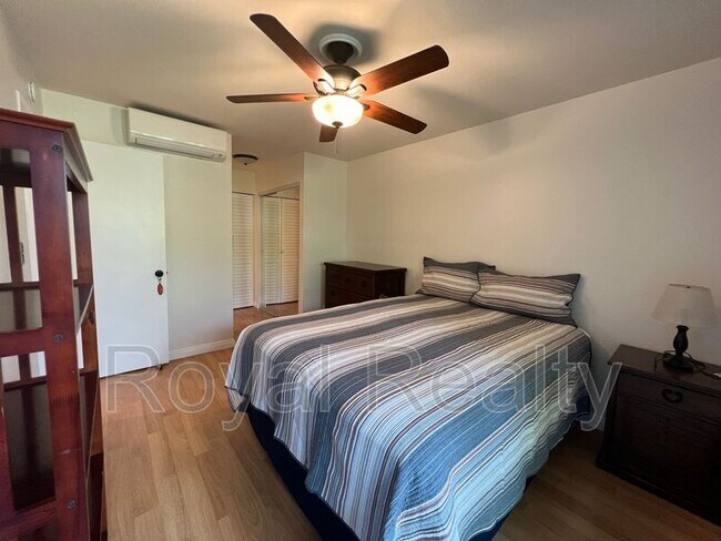 Building Photo - 140 Uwapo Rd