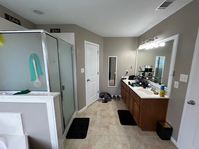 Building Photo - 4113 Cedar Creek Court