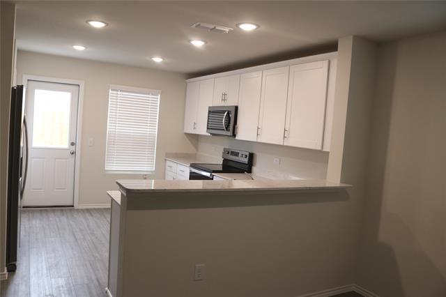 Building Photo - 305 Hopson St