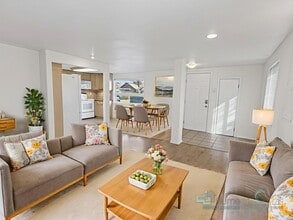Building Photo - $500 OFF SUMMER MOVE-IN SPECIAL - $2,700 3 BED/1.5 BATH!!!