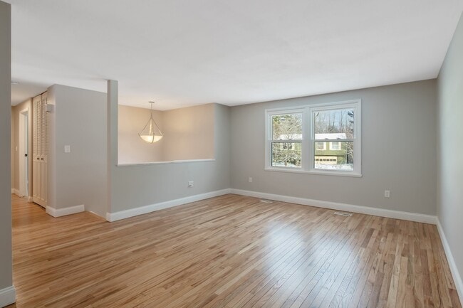 Building Photo - 4210 Trotwood Ln