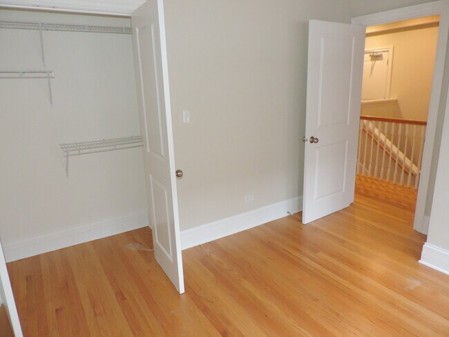 Building Photo - 836 Judson Ave