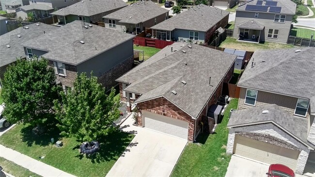 Building Photo - 120 Palm Dr