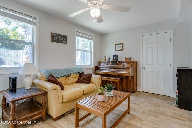 Building Photo - 101 E Dover St