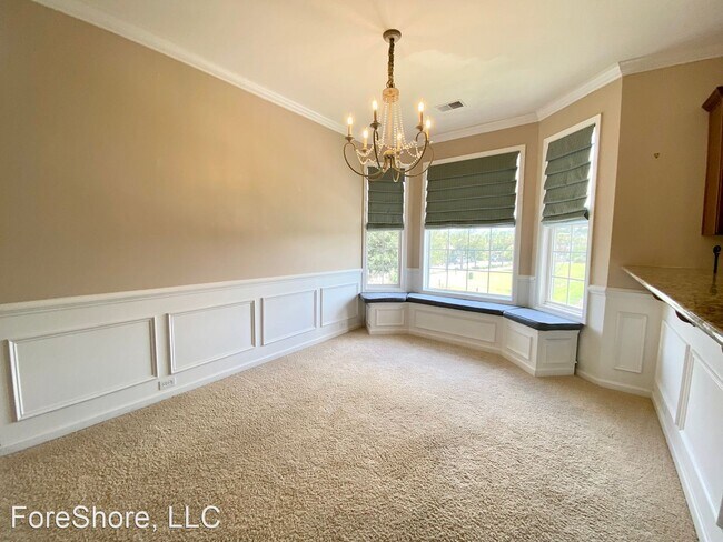 Building Photo - 4 br, 3.5 bath House - 2151 Blakers Blvd