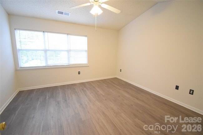 Building Photo - 12563 Bluestem Ln