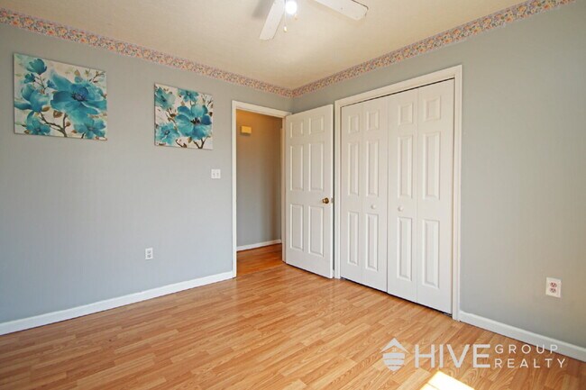 Building Photo - Charming Elkton Home with Space, Style, and a Prime Location!