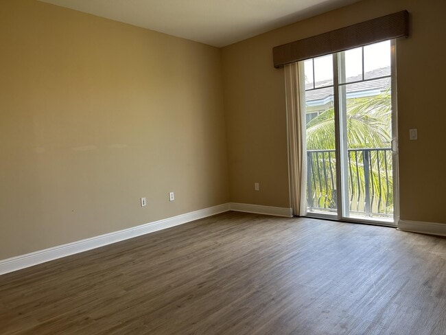 Building Photo - 3803 NW 5th Terrace