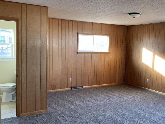 Building Photo - 3 bedroom in Sterling CO 80751