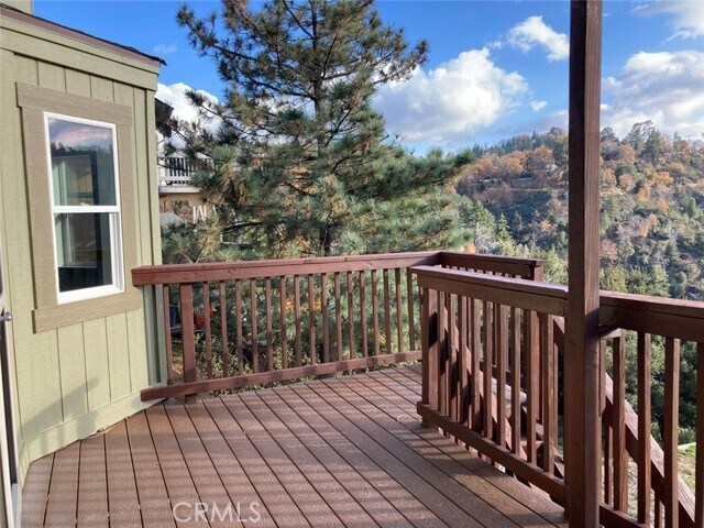 Building Photo - 1620 Edgecliff Dr