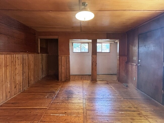 Building Photo - 3817 E Amazon Dr