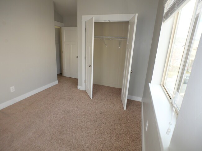 Building Photo - 7552 Lexi Loop