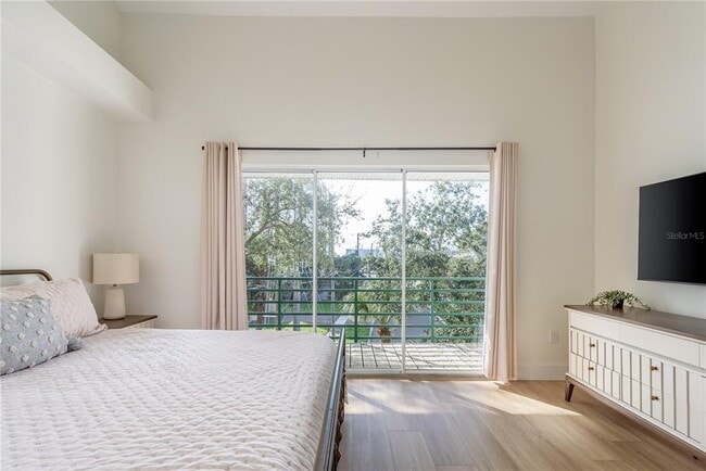 Building Photo - 320 Island Way