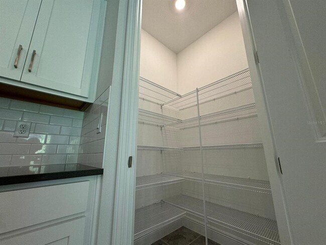 Building Photo - 2041 Axel St