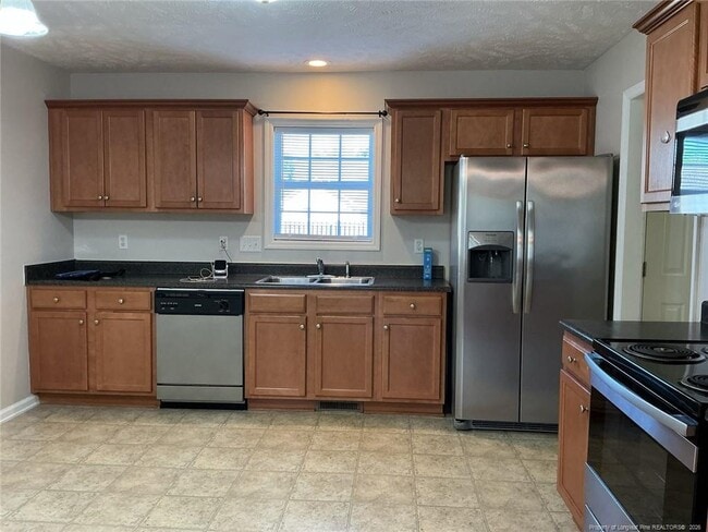 Building Photo - 4437 Scenic Pines Dr