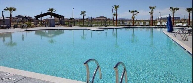 Building Photo - 9001 W Rancho Dr