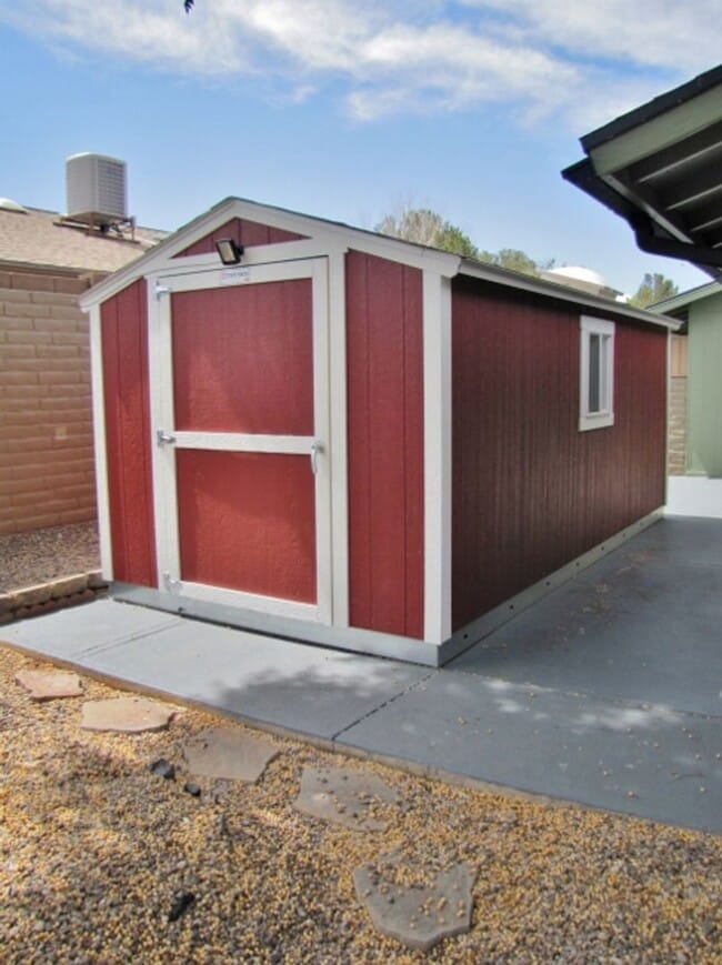 Building Photo - 4BR/2BA/2CG 1416 sq.ft. with storage shed in Sierra Vista, AZ