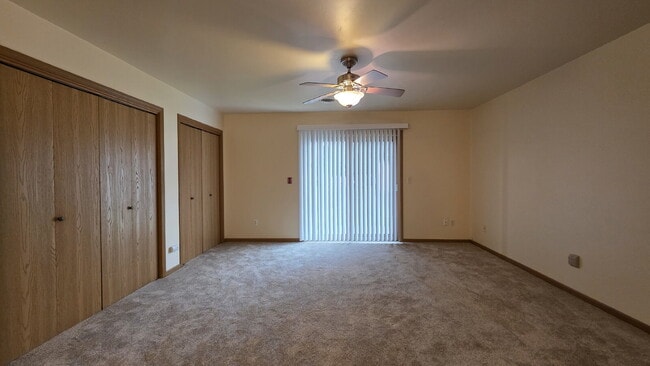 Building Photo - Charming 2 Bedroom  in the Heart of Black ...