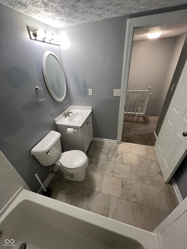 Building Photo - 9445 Timber View Dr