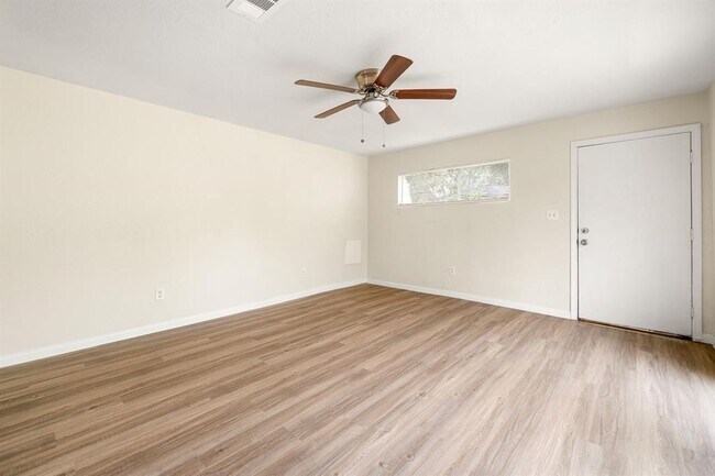 Building Photo - 4726 Angleton St