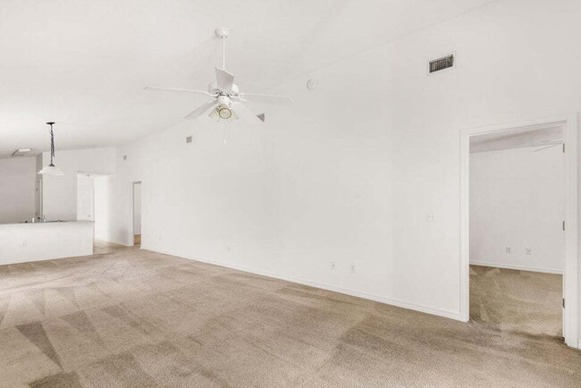 Building Photo - "Charming 3-Bedroom Home in Shalimar!"