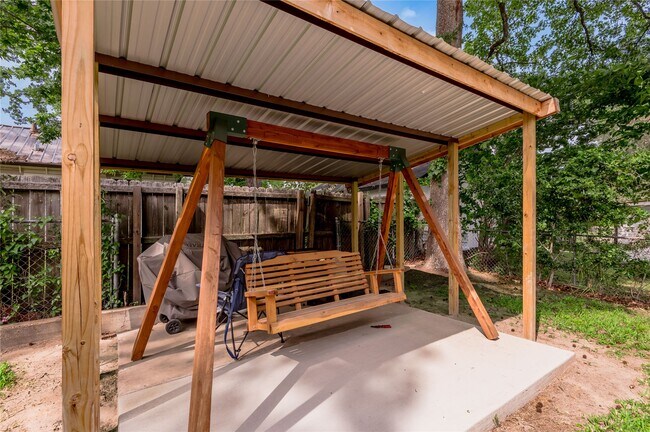 Building Photo - 1412 22nd St