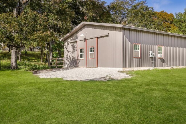 Building Photo - 16429 Red Wagon Ln