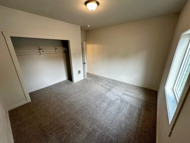 Building Photo - 1765 SW 53rd St